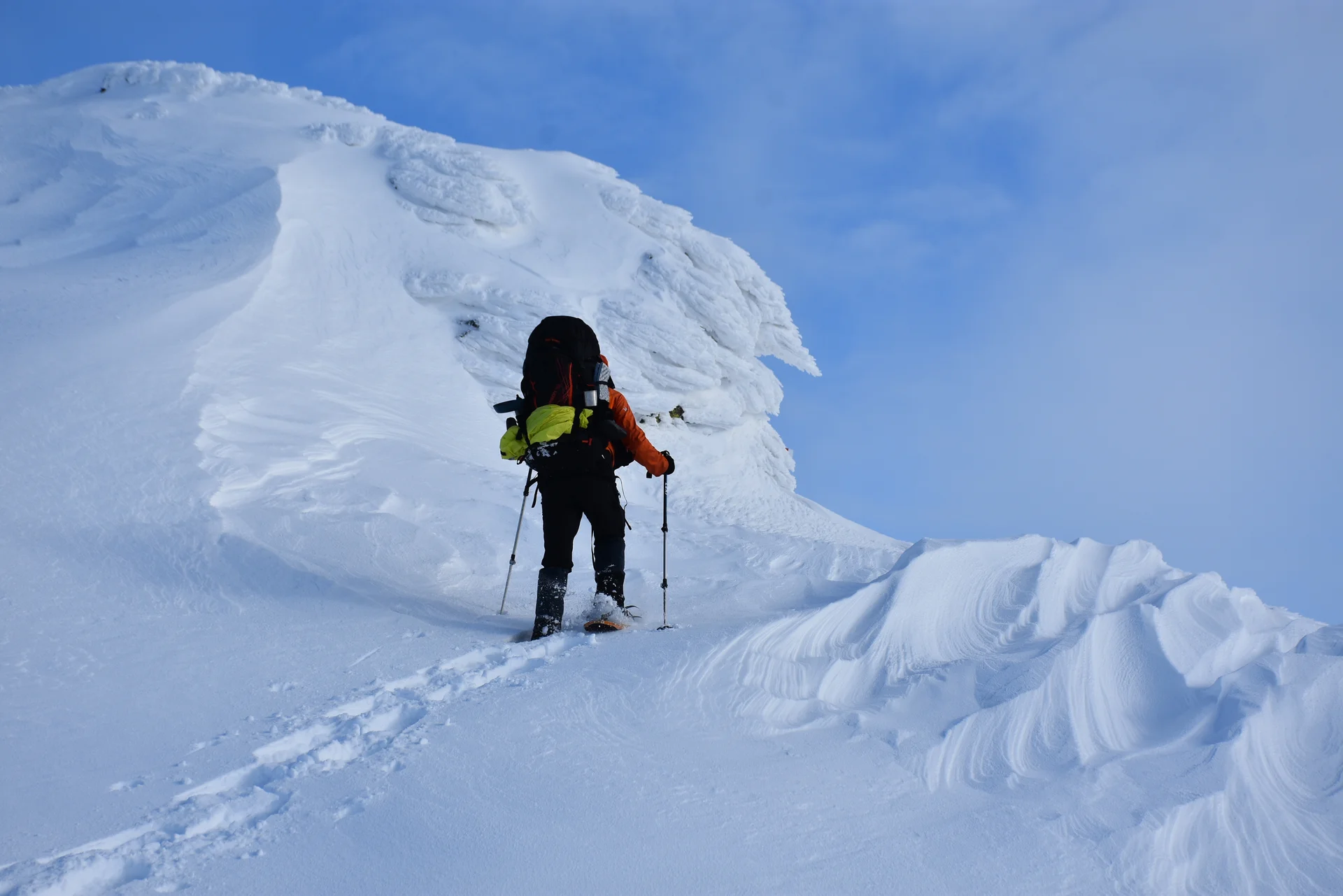 Schneeschuhgeher im Gebirge | © Erfurt Alpin
